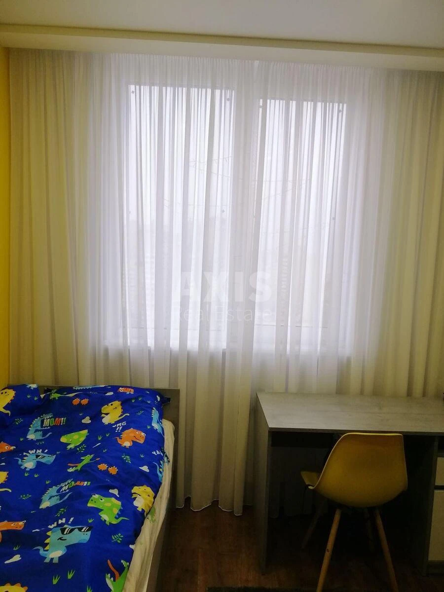 2к квартира ул. Рональда Рейгана 40693637