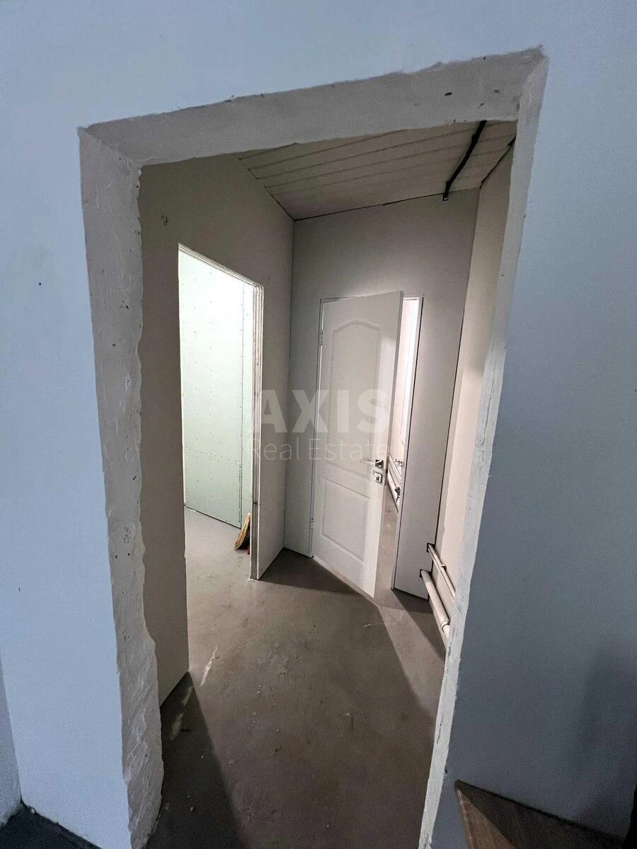 Объект торговли ул. Княжий Затон 12, 41м2667315