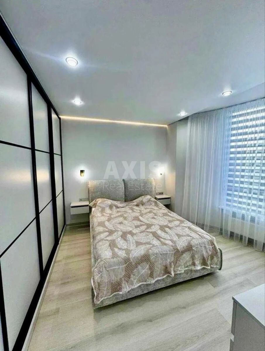 1k apartment bul. Ryl's'kogo Tadeja 1623812