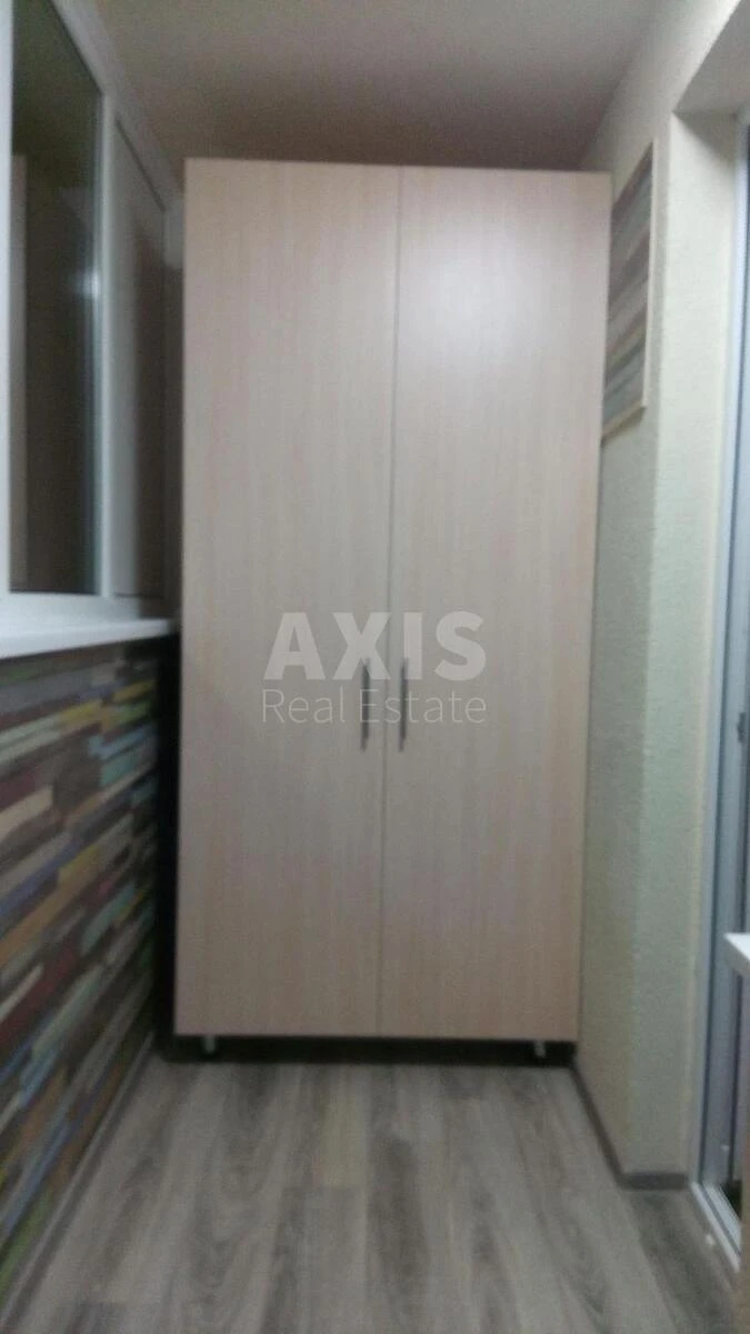 1k apartment vul. L'vivs'ka 15695407