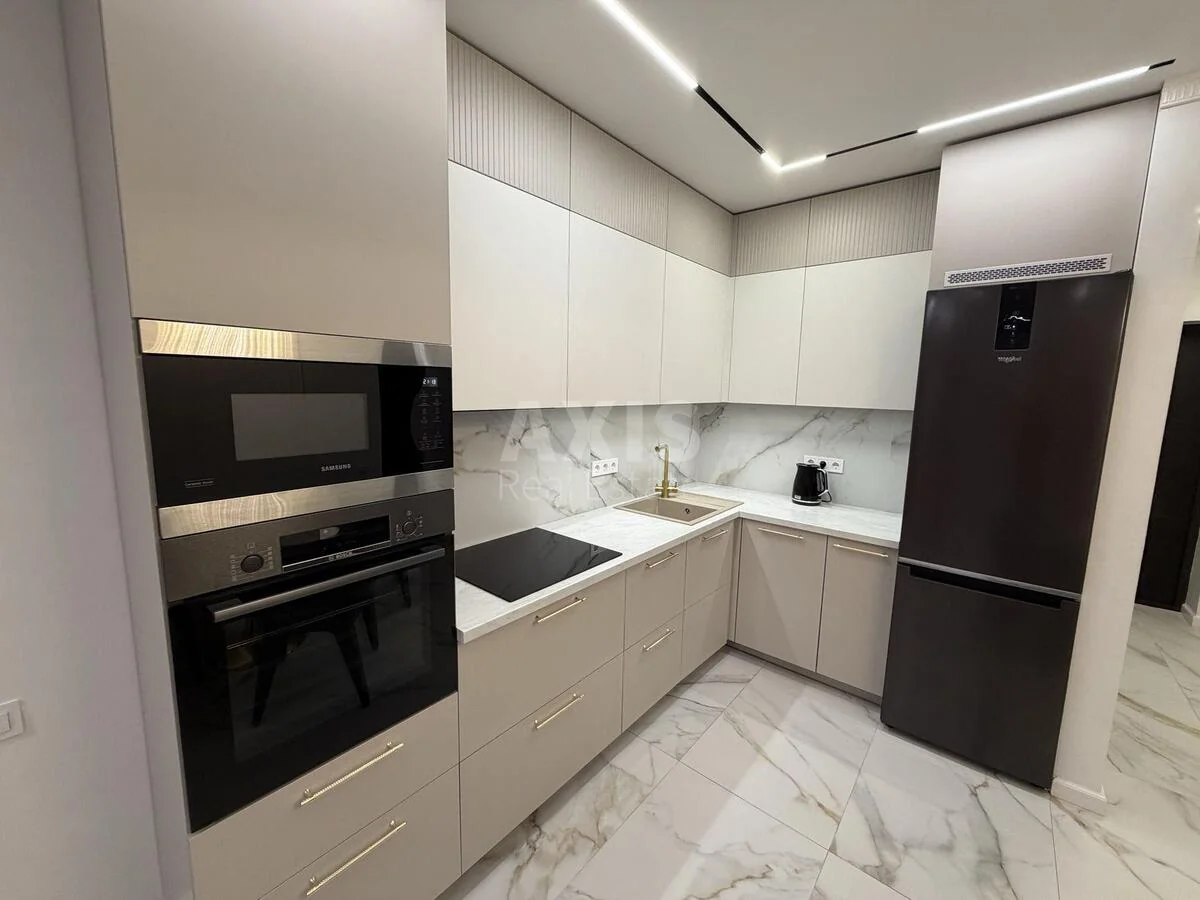 2k apartment vul. Viktora Nekrasova 4