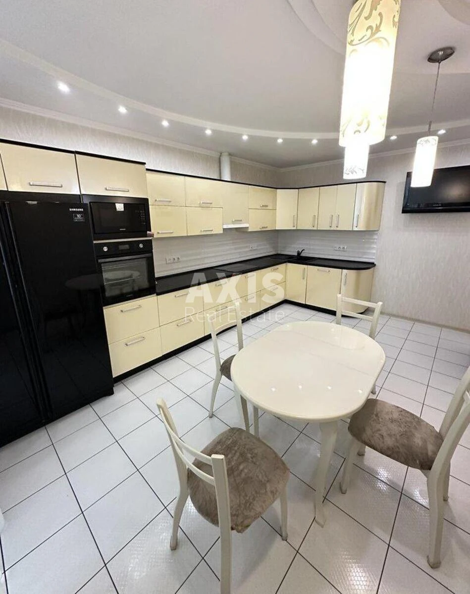 2k apartment prov. Kolomyjs'kyj 17/31А610701