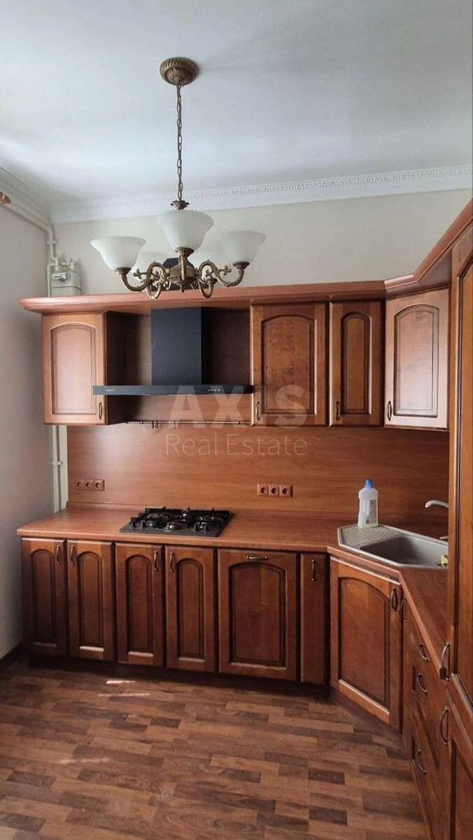Office vul. Bogomol'cja Akademika 7/14, 141m2697276