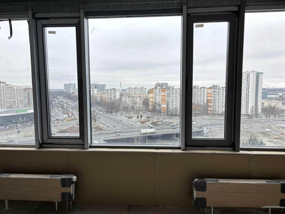3к квартира ул. Заболотного Академика 1Б702919