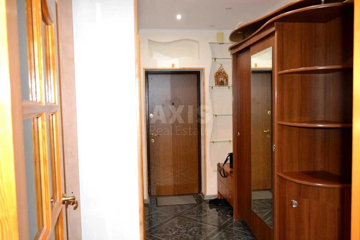 1k apartment vul. Ahmatovoi' Anny 50688069