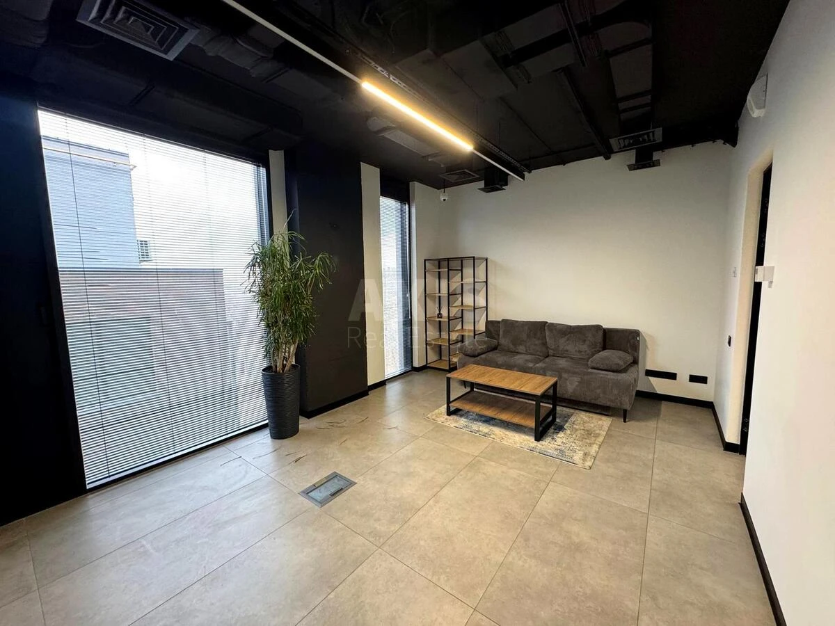 Office vul. Krasylivs'ka 9, 417m26687414