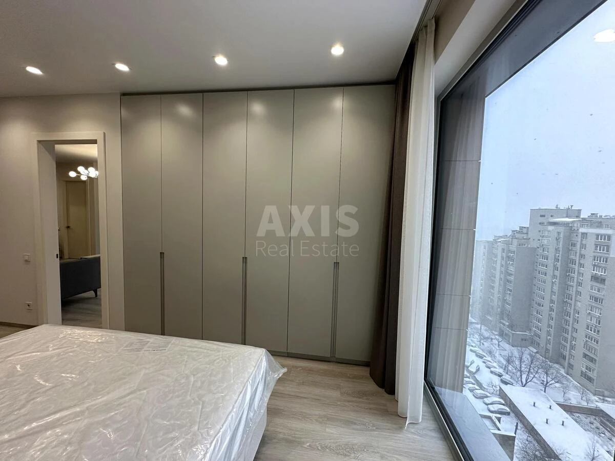 3k apartment vul. Antonovycha 118/96690315