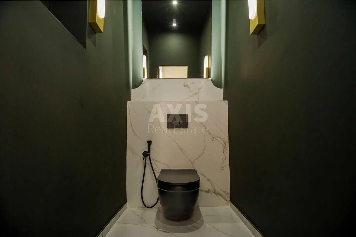 Office vul. Rustaveli Shota 22, 181m26312512