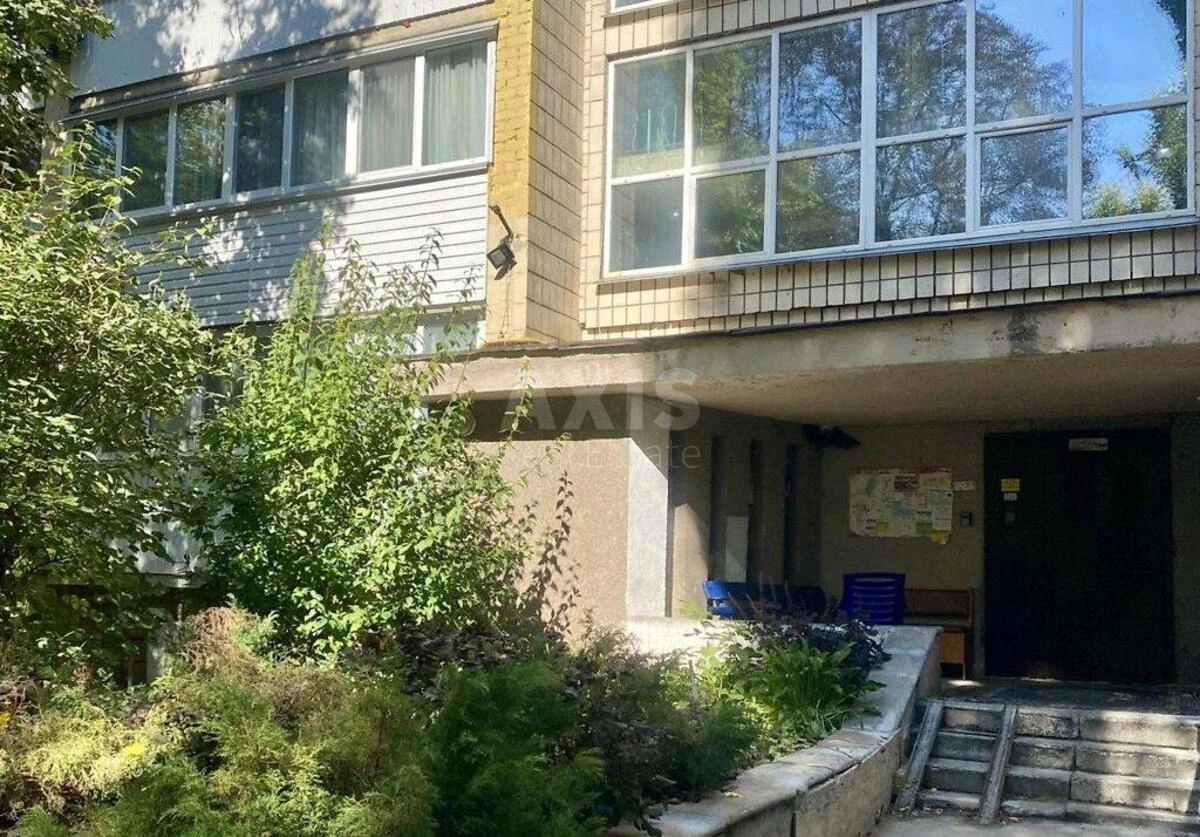 1к квартира спуск Кловский 207162611