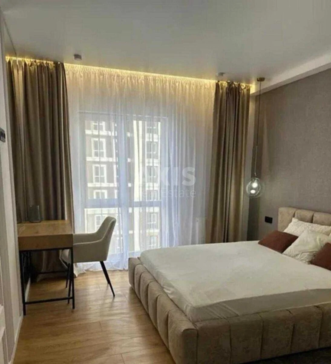 2к квартира ул. Михаила Максимовича 24657274