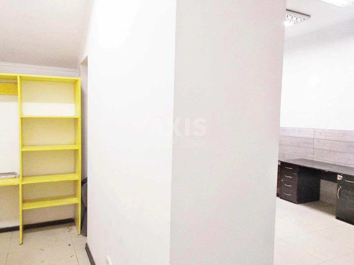 Trade object vul. Rejtars'ka 20/24, 61m27101910