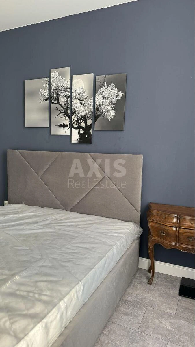 2k apartment vul. Sverstjuka Jevgena 4676838