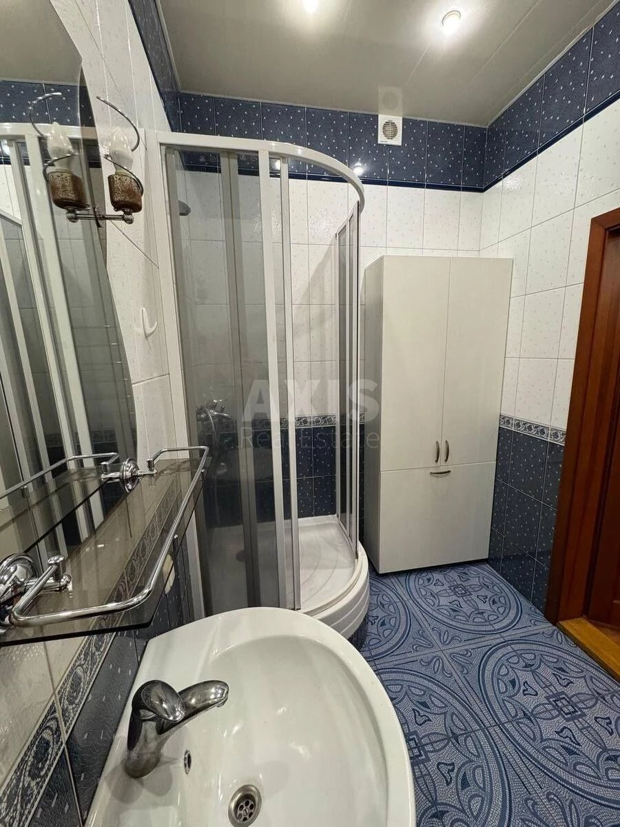 3k apartment vul. Sribnokil's'ka 14А6834415