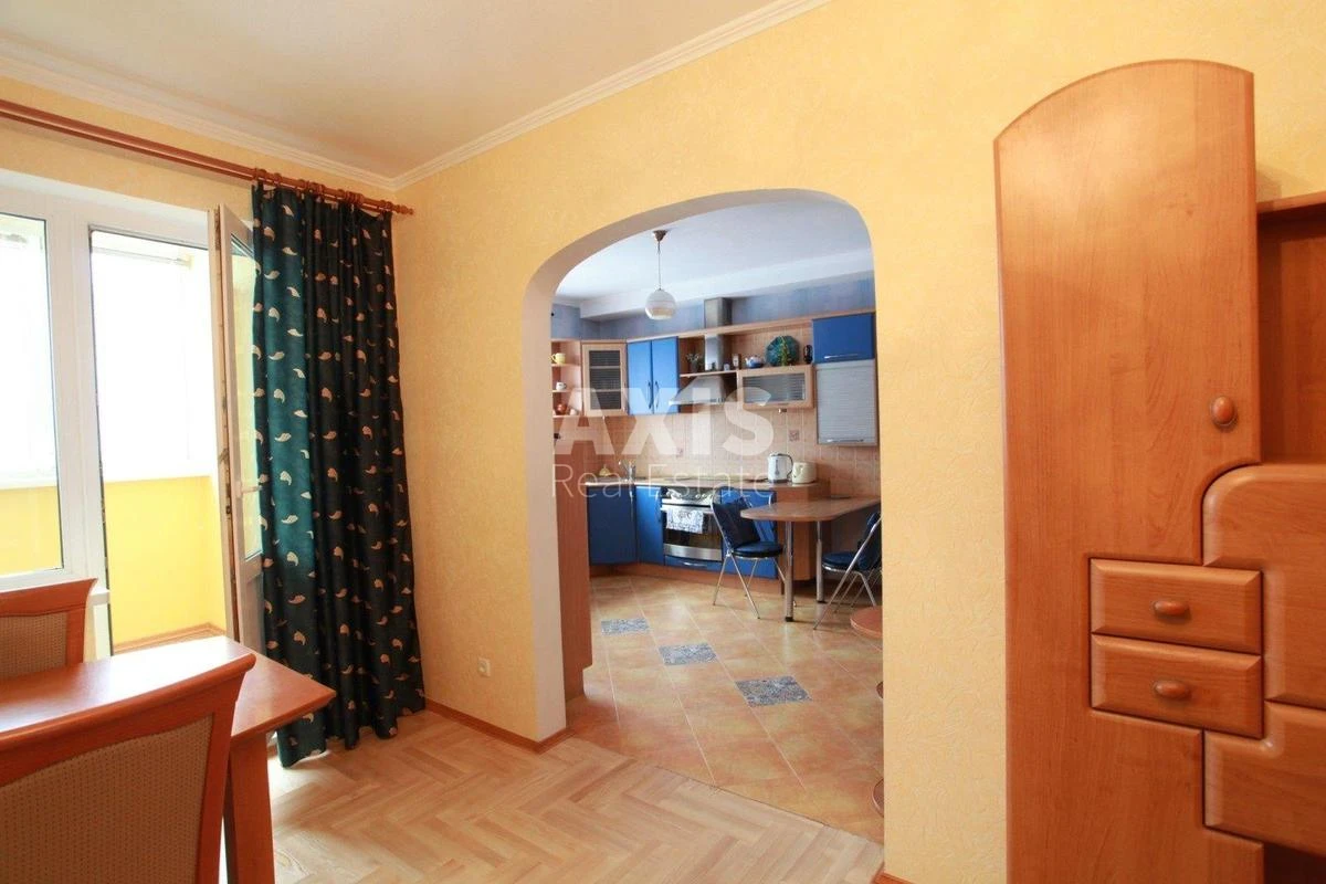 2к квартира ул. Драгоманова 12418361