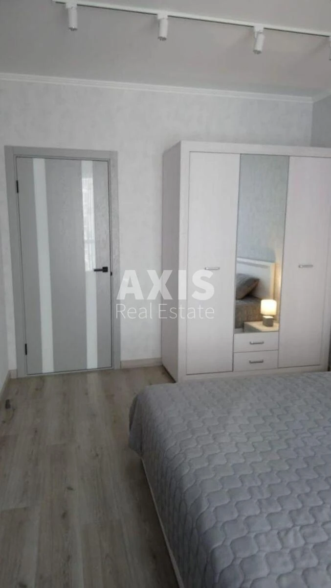 1k apartment vul. Revuc'kogo 40570835