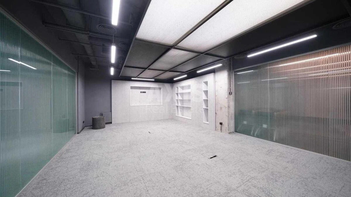 Office vul. Volodymyrs'ka 12, 700m26732419