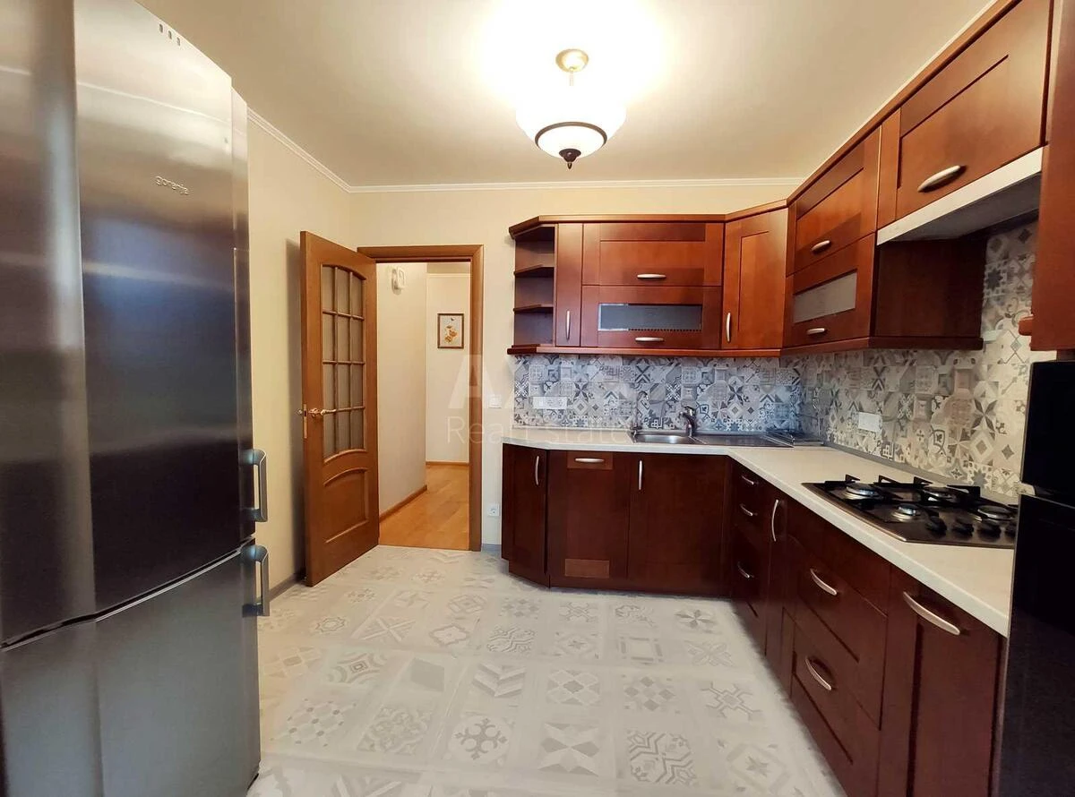2к квартира ул. Рыбальская 8704421