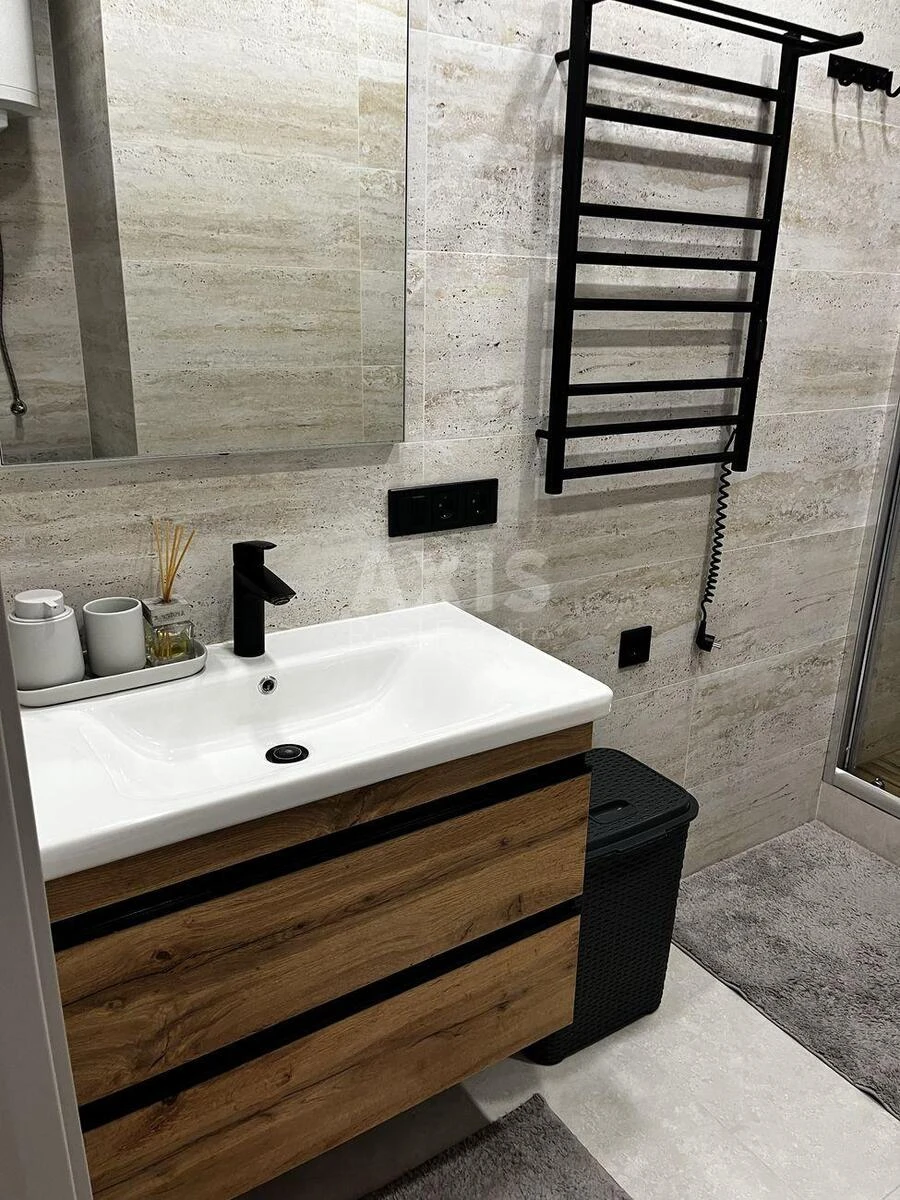 1k apartment vul. Grechka Marshala 10Б642305