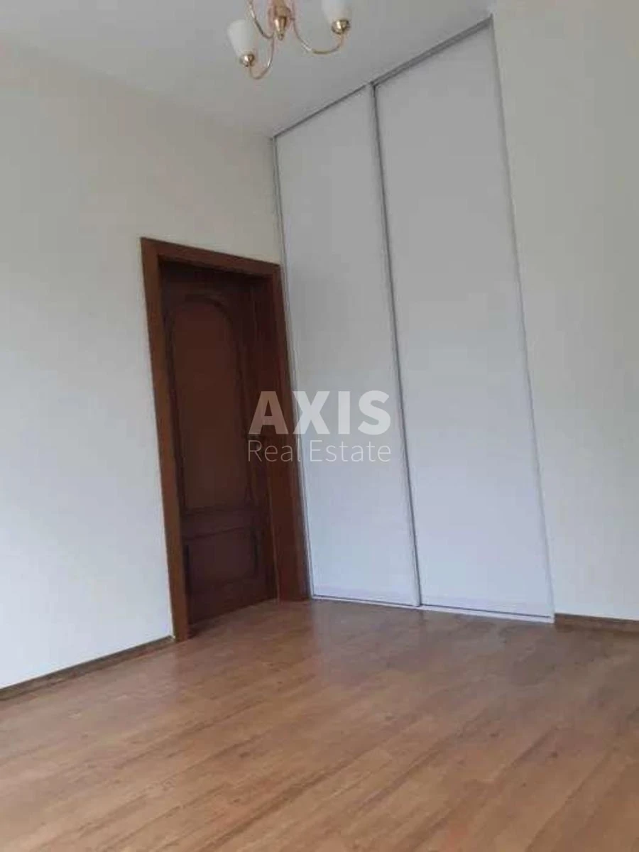 4к квартира пр-т Голосеевский 88329972