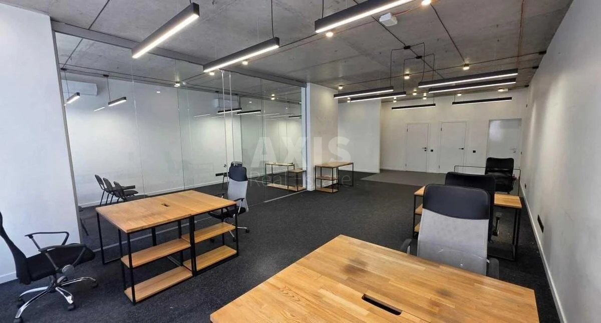 Office vul. Central'na 21А, 106m269886