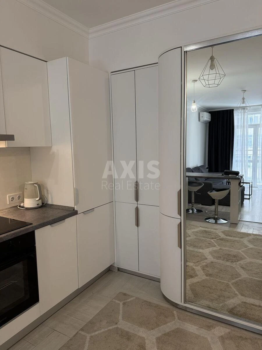 1k apartment vul. Lypkivs'kogo Vasylja Mytropolyta 33А666363