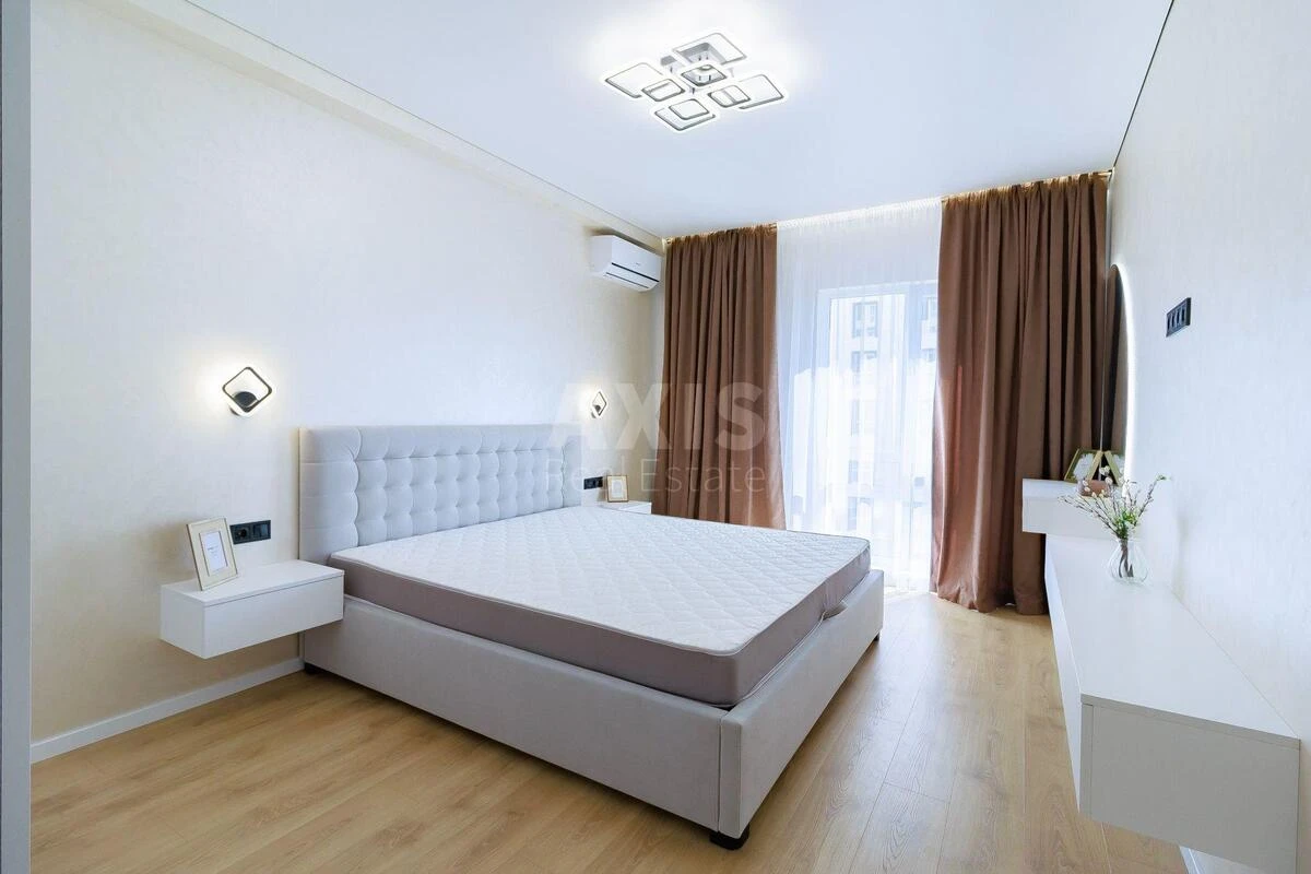 3k apartment vul. Myhajla Maksymovycha 24Г697717