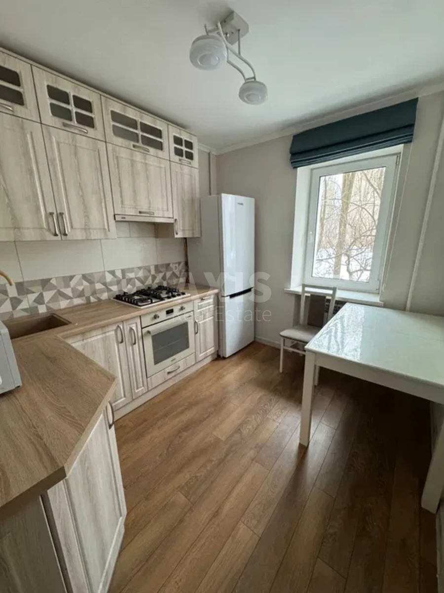 2к квартира ул. Туполева Академика 11Е353040