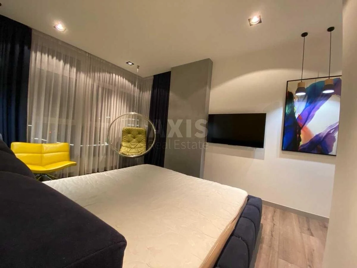 3к квартира ул. Андрея Верхогляда 18655737