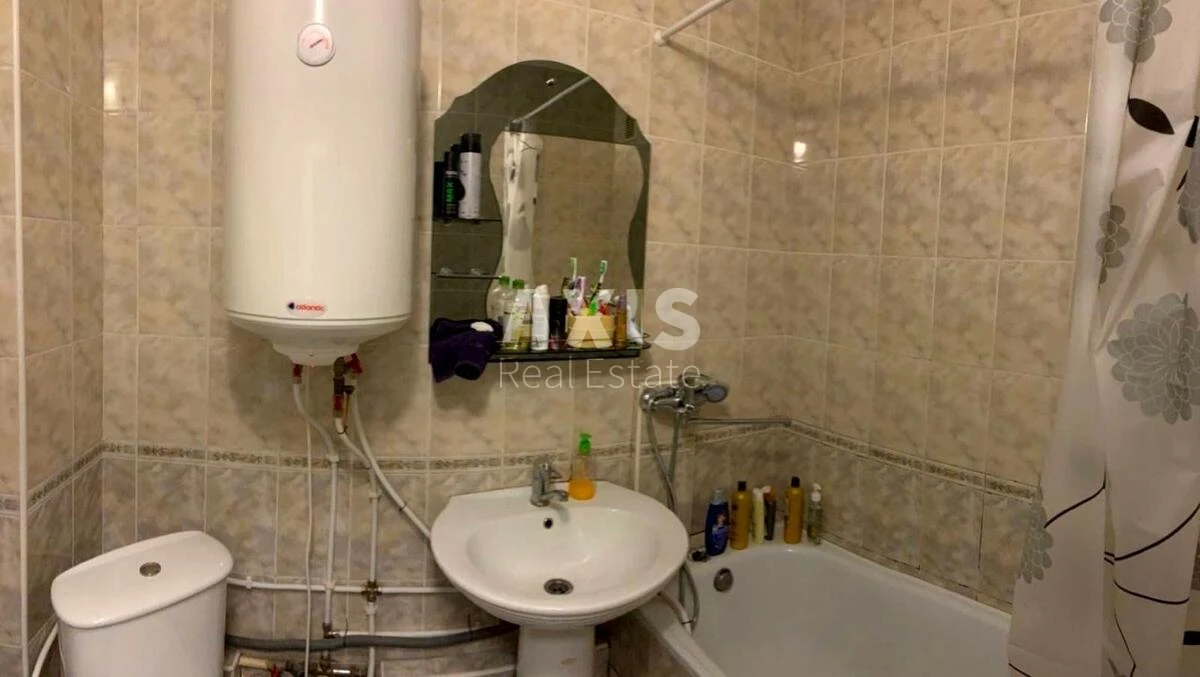 1k apartment vul. Oleha Mudraka 19668180