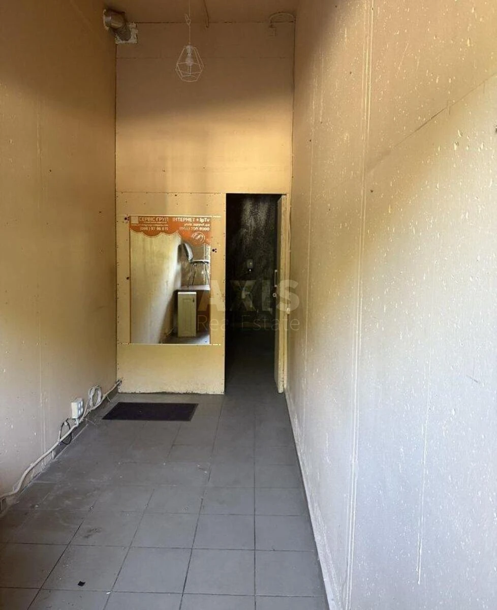 Service object prov. Lysogirs'kyj 20, 15m2635492