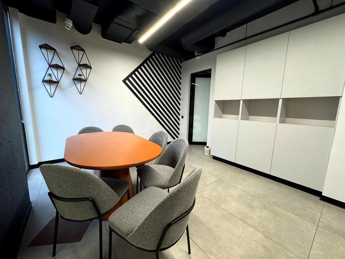 Office vul. Krasylivs'ka 9, 417m26687415