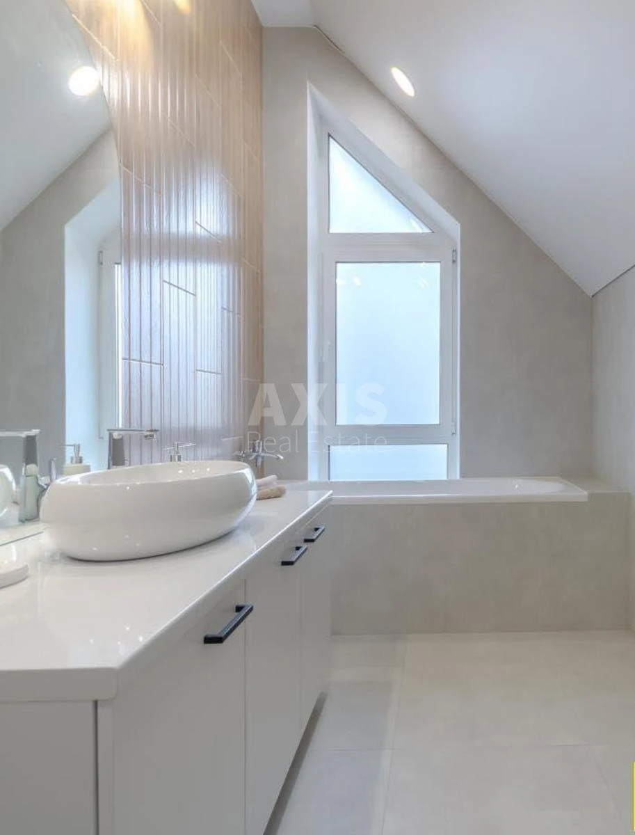 House vul. Bukinoi' Rai'sy, 110m2, Kyiv city437126