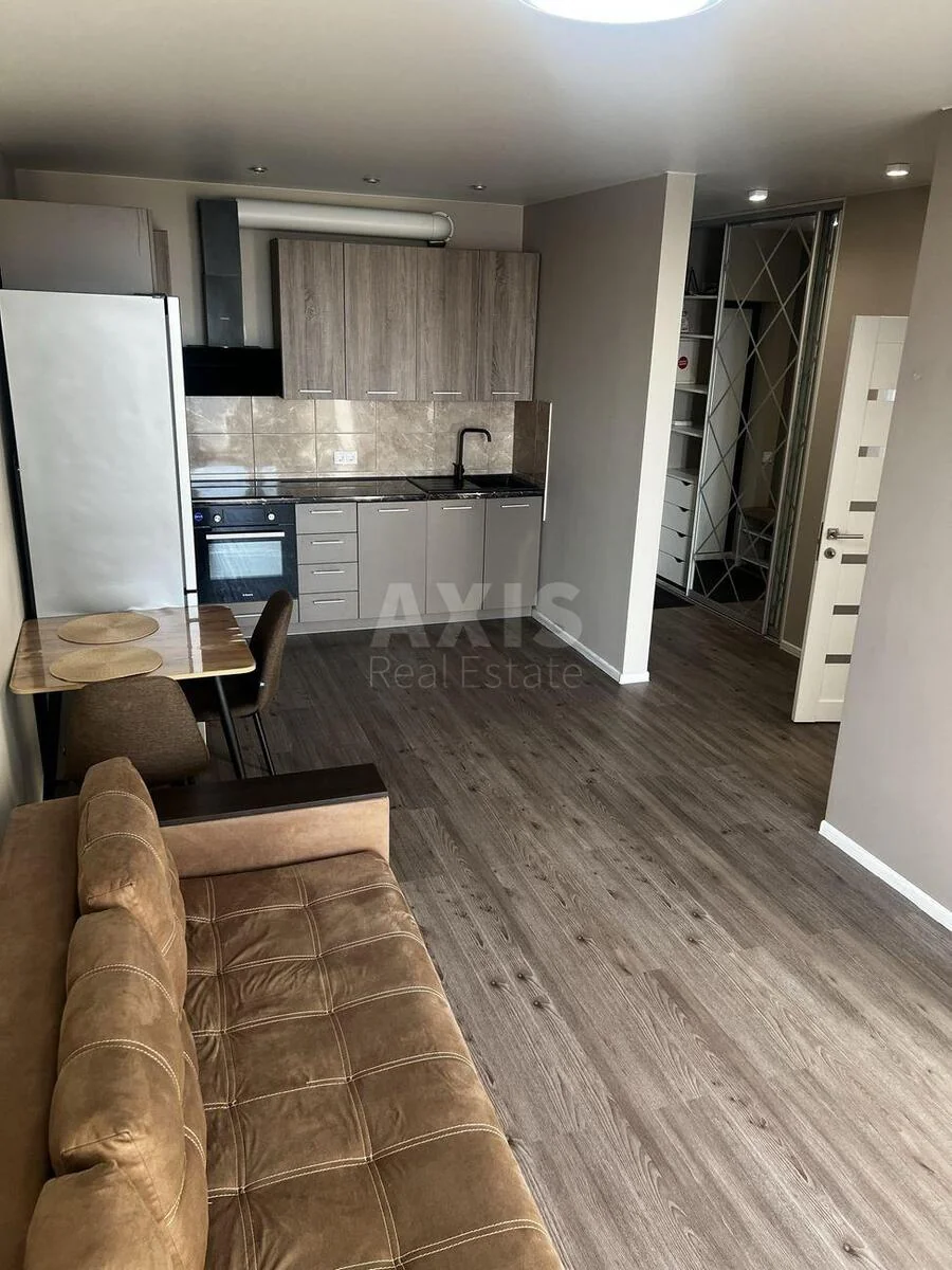 1k apartment vul. Zarichna 16