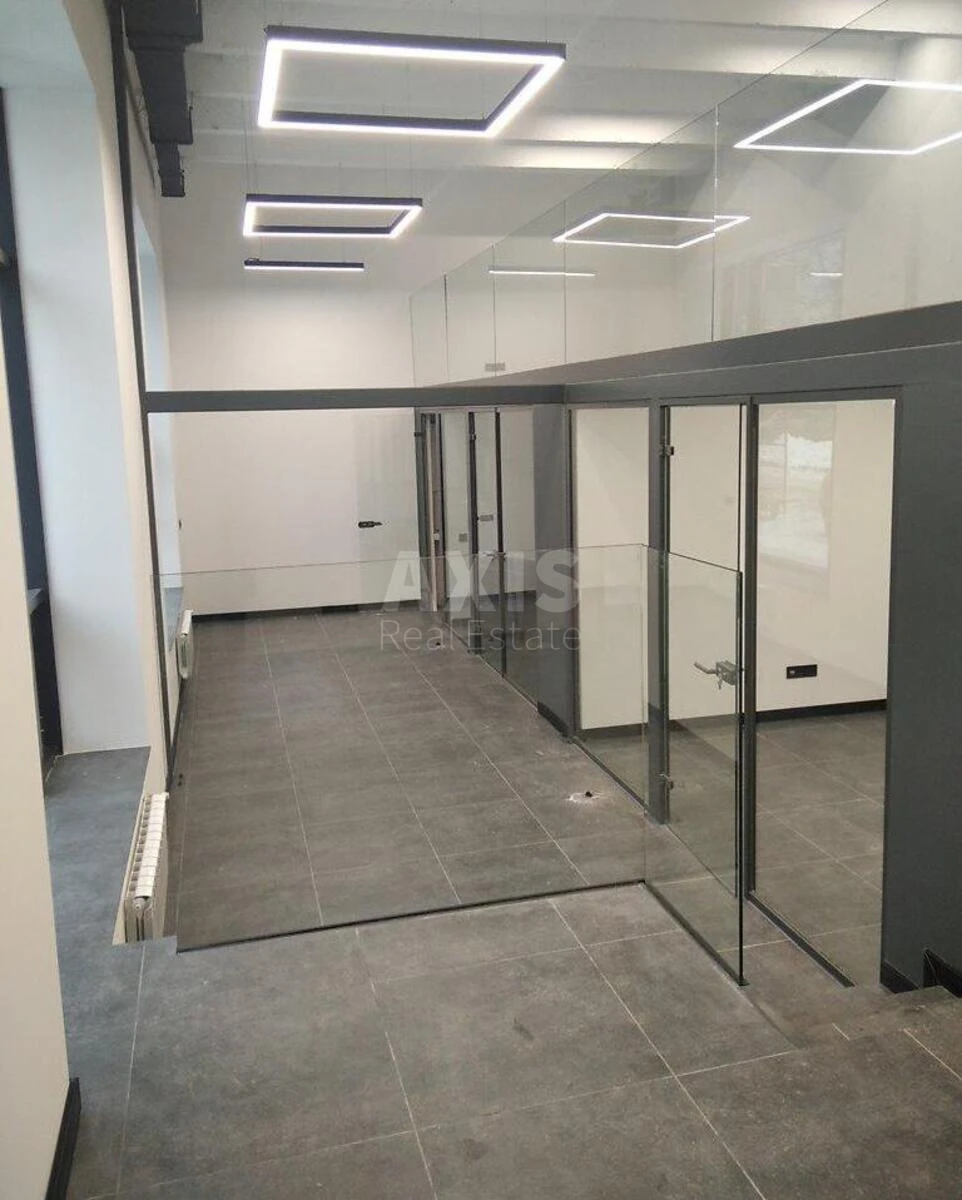 Office vul. Sverstjuka Jevgena 11В, 100m267544