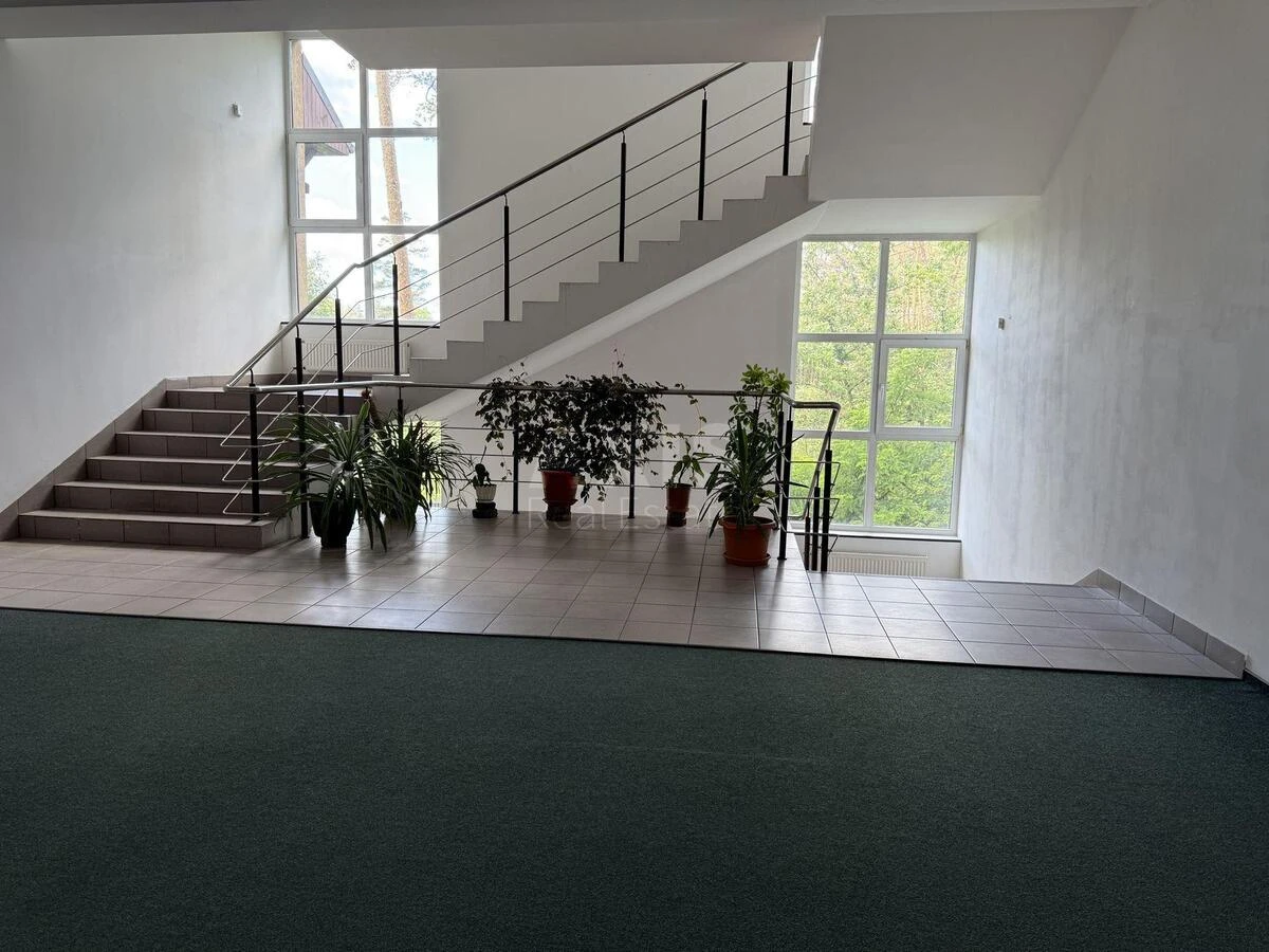 Service object shose Brest-Lytovs'ke 8А, 5800m26724617