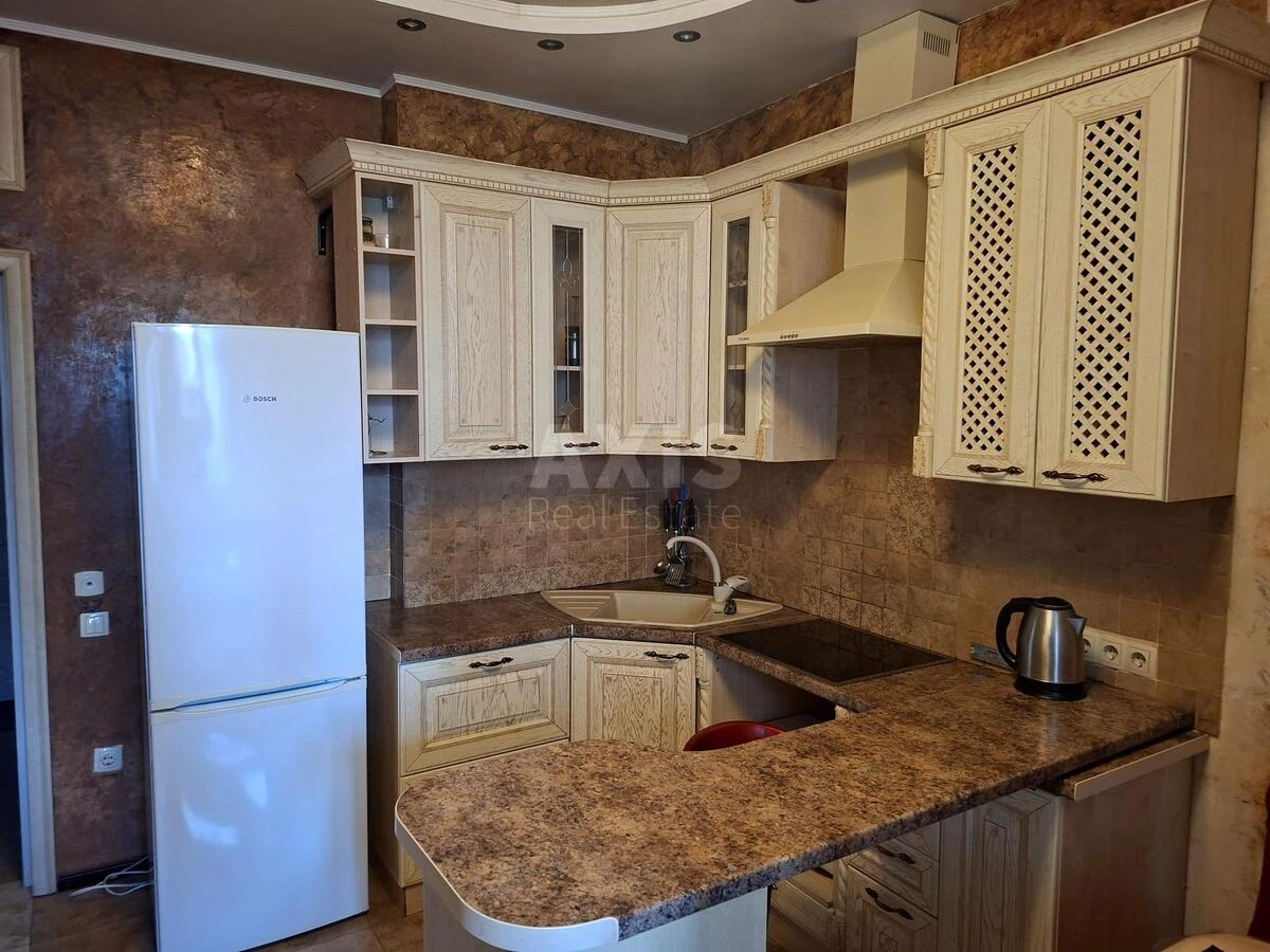 2к квартира ул. Василия Тютюнника 37/163914