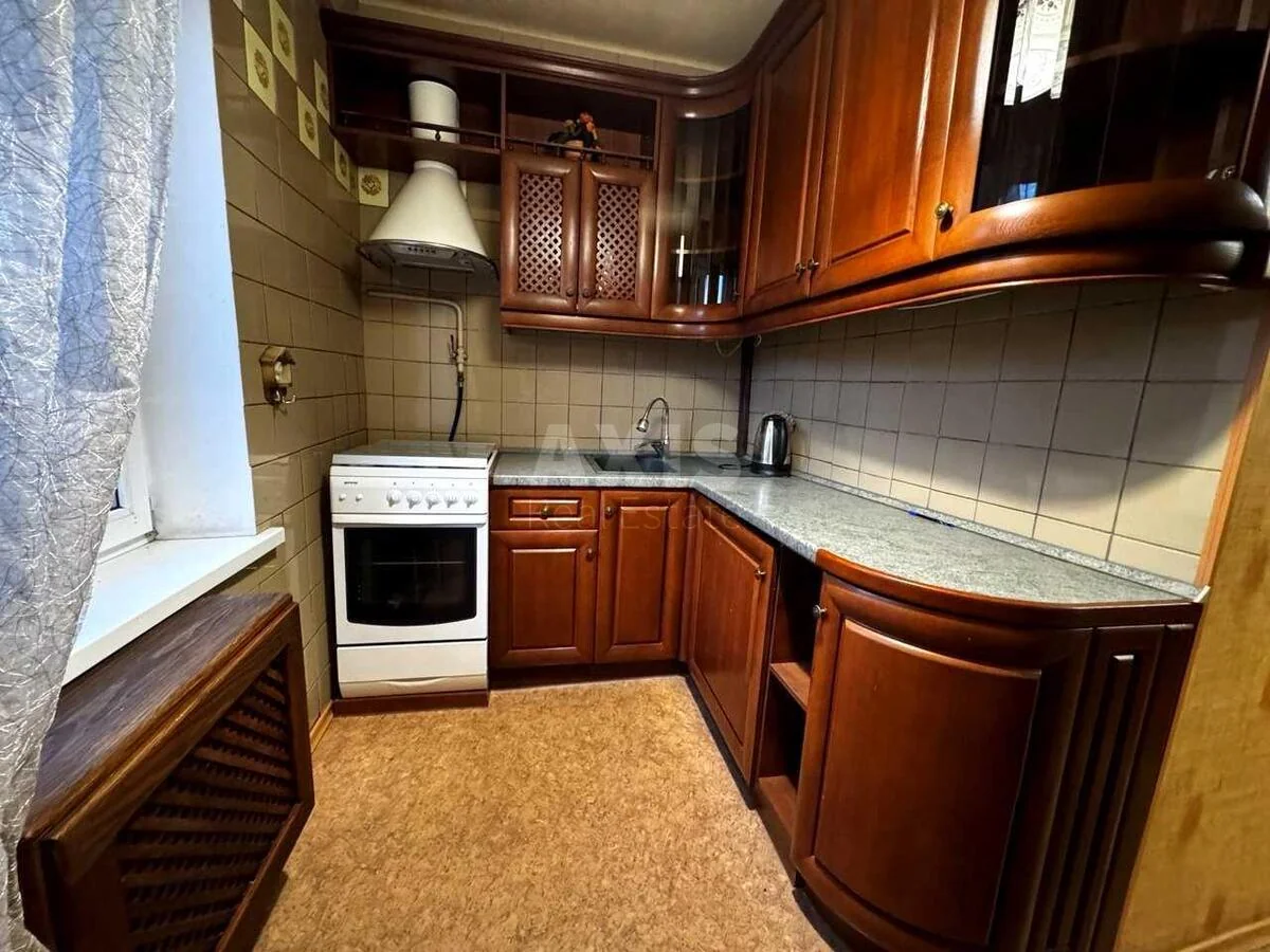2к квартира вул. Донця Михайла 27А
