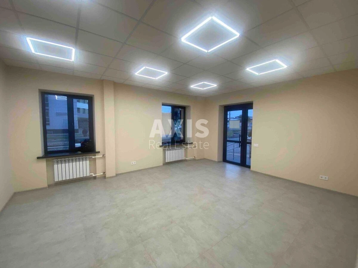 Trade object vul. Polupanova 17, 47m2571104