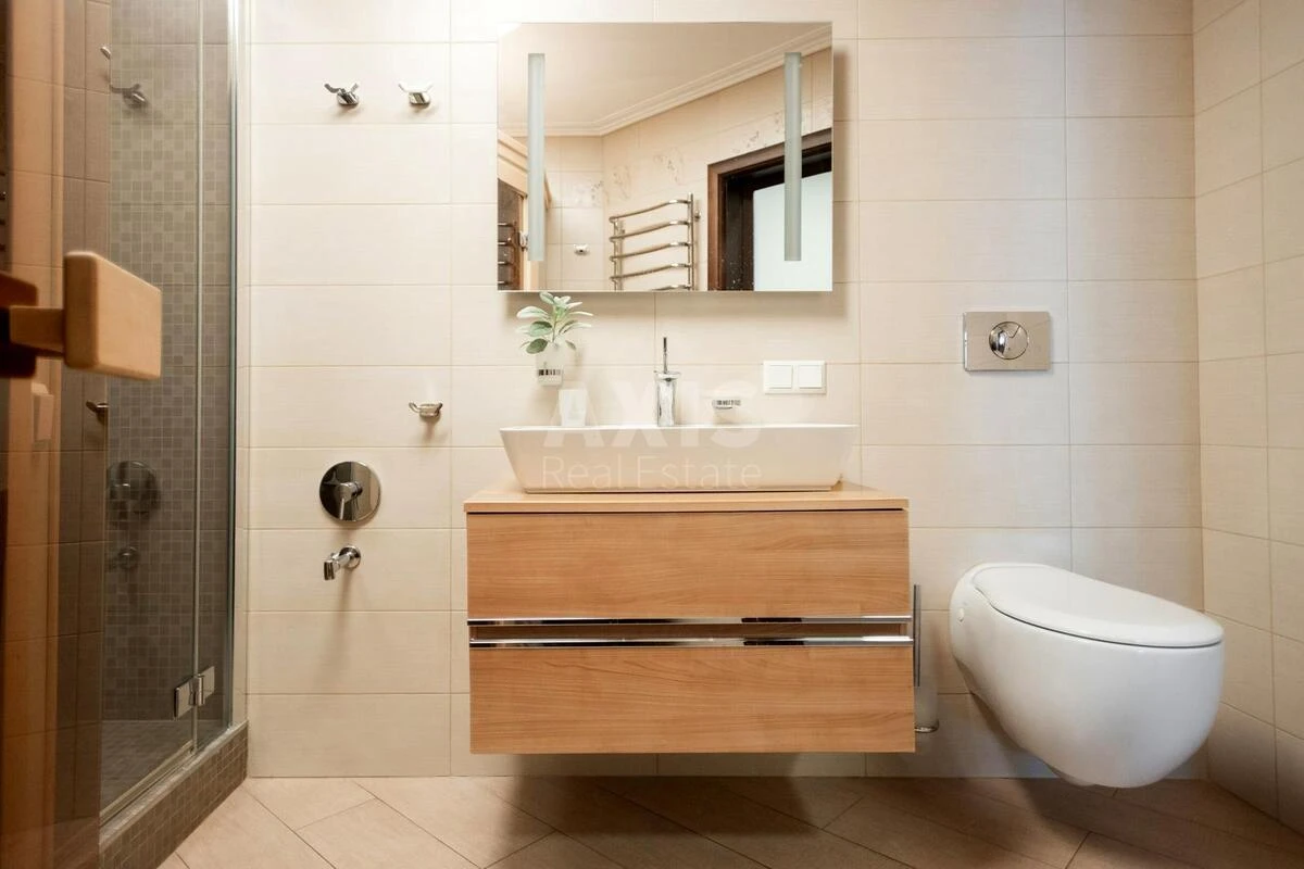 4k apartment vul. Panasa Myrnogo 176580516