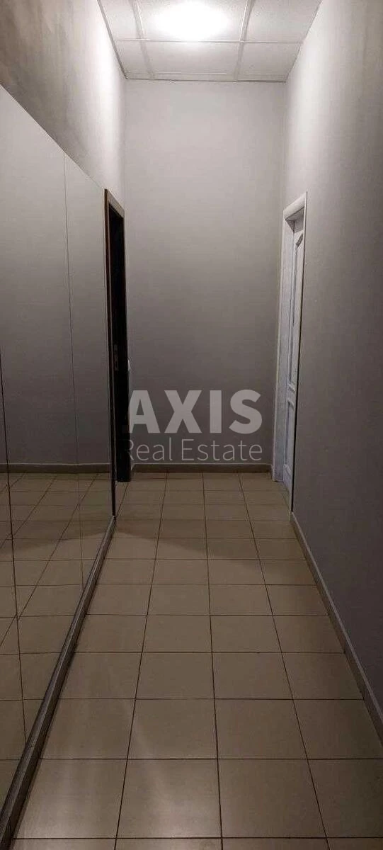 Office vul. Instytuts'ka 16, 562m2607091