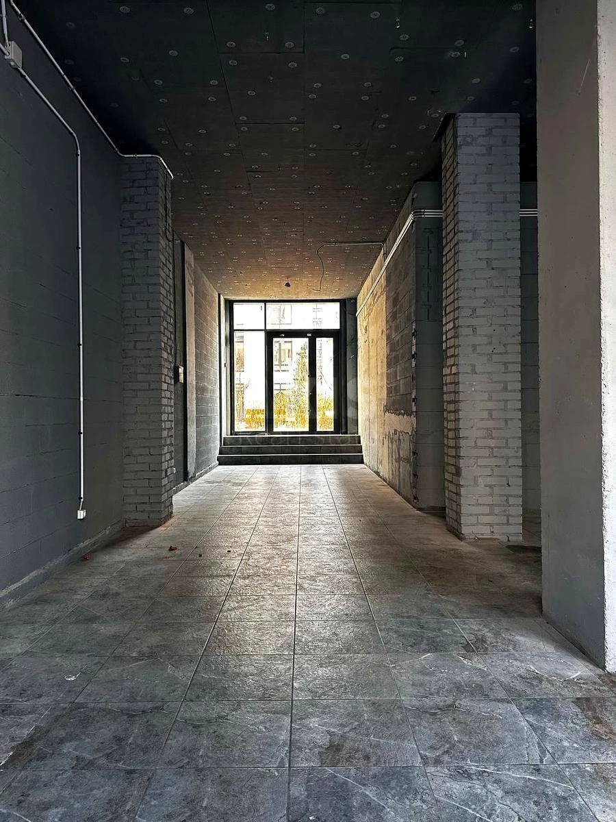 Trade object vul. Saljutna 2, 76m2658281