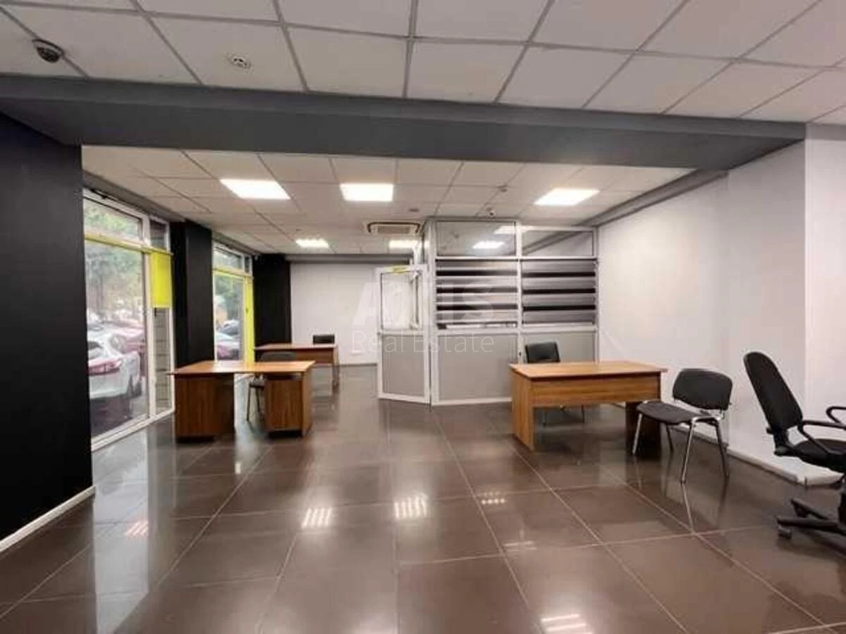 Office vul. Velyka Vasyl'kivs'ka 72, 62m269480