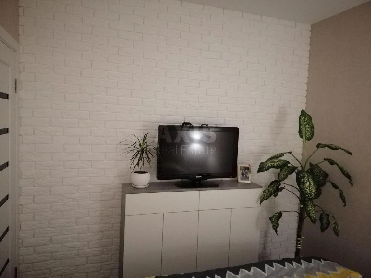 2к квартира ул. Рональда Рейгана 40693639