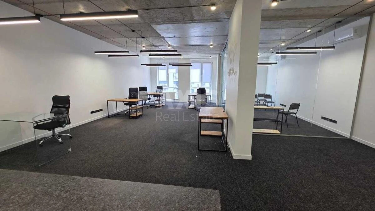 Office vul. Central'na 21А, 106m2698860