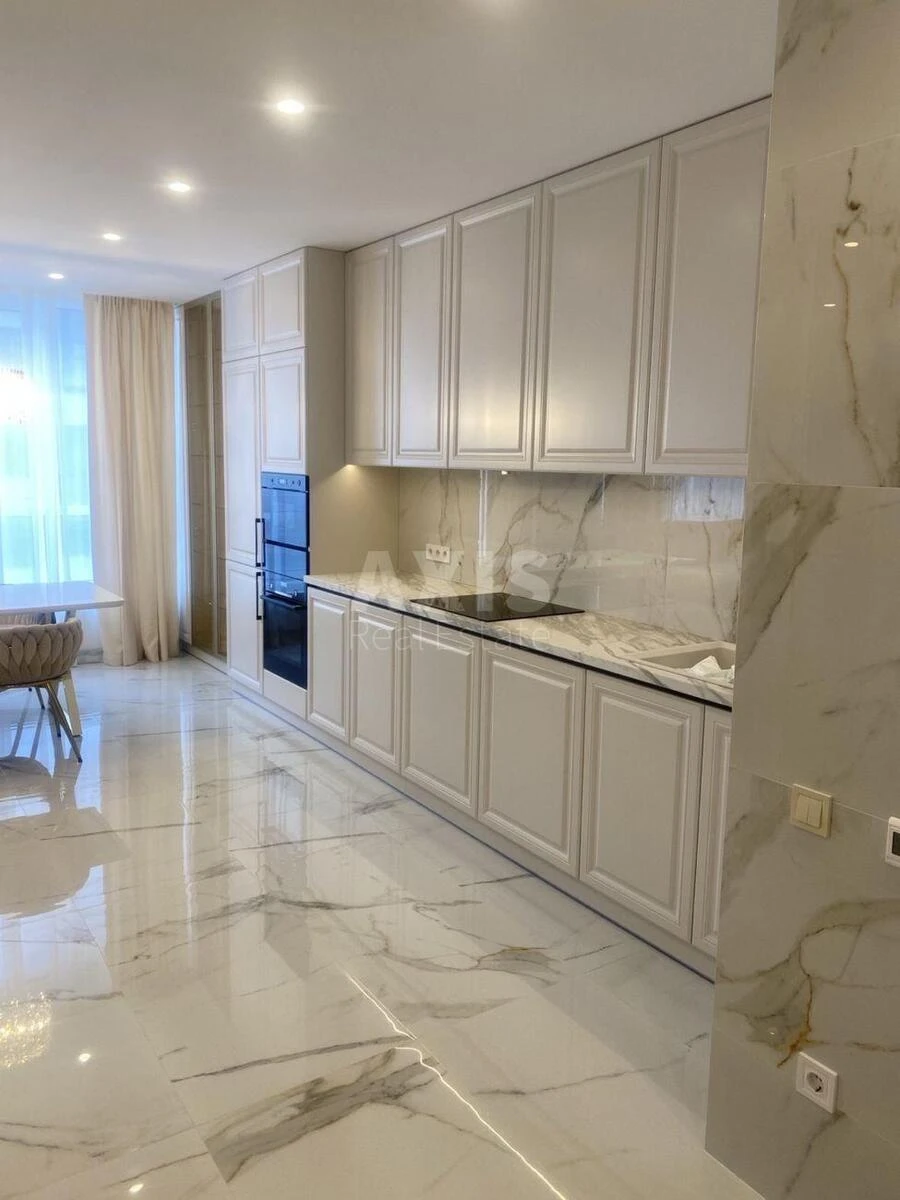 1k apartment vul. Rodyny Kristeriv 20478324