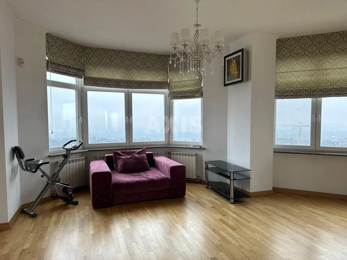 3k apartment uzv. Klovs'kyj 5577810