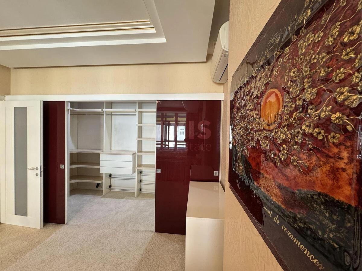 4k apartment vul. Andriya Verkhohlyada 18649654