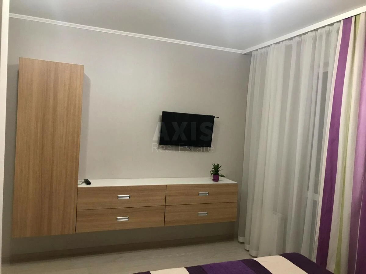 1k apartment vul. Metrologichna 109А622075