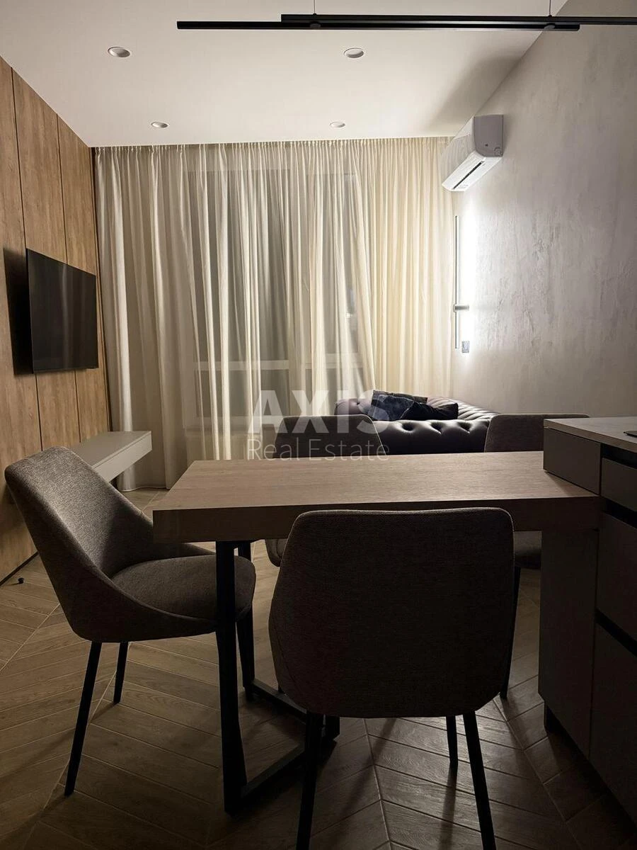 1k apartment shose Stolychne Five A687762