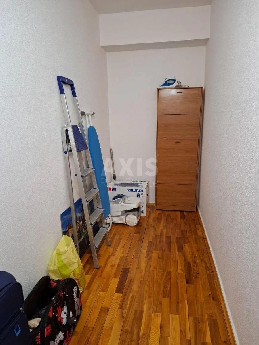 5k apartment vul. Oleksandra Konyskoho 52/586693613